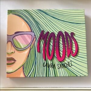 Moods Eyeshadow Palette - Vibrant Colors